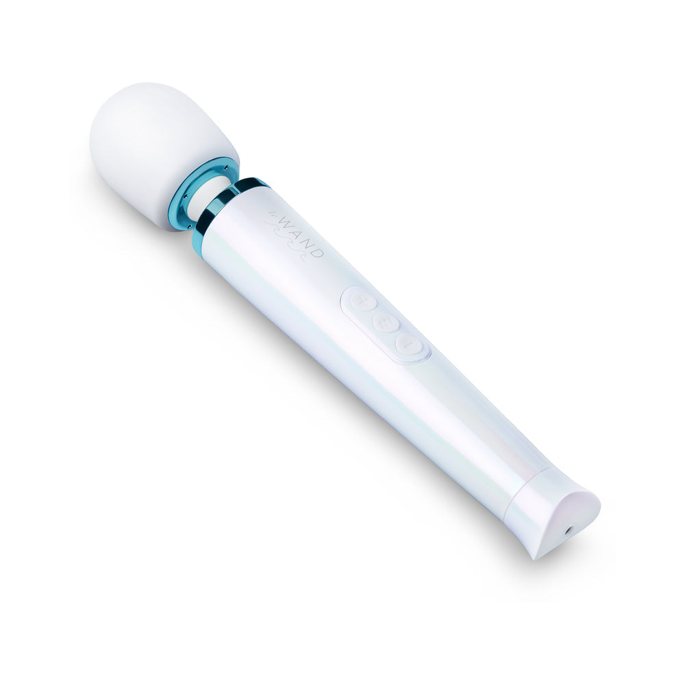 Le Wand Dive Submersible Vibrating Massager Seashell in sleek ergonomic design with waterproof features.