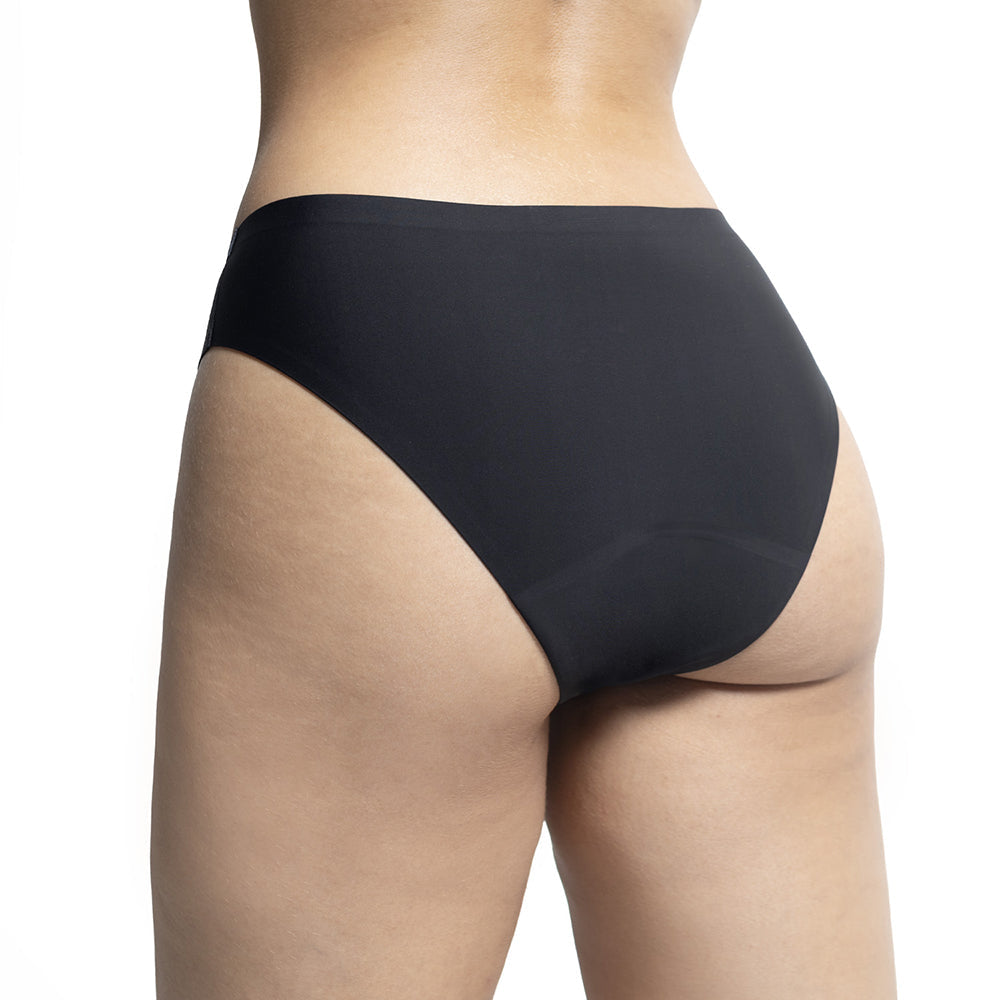 UVA Heavy Flow Period Panties Small in black, designed for comfort and reliable leak protection.
