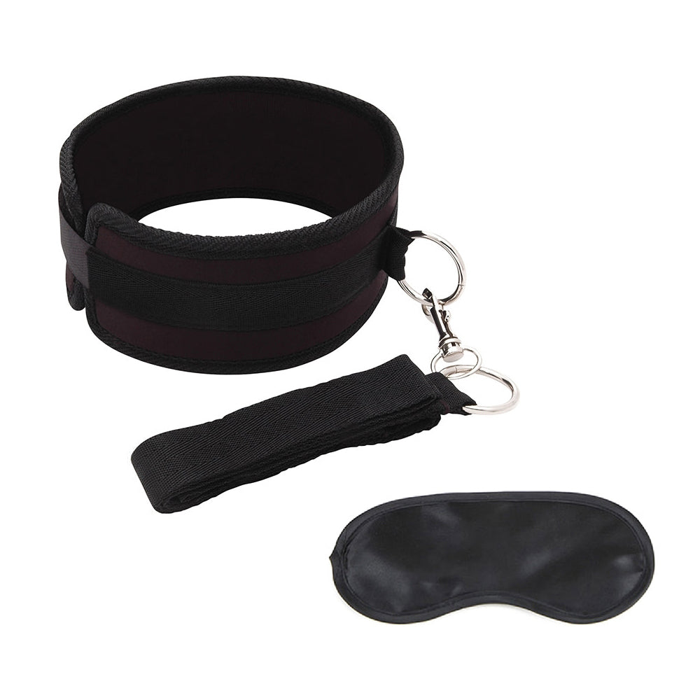 Lux Fetish Collar and Leash Set Adjustable Black featuring a comfortable collar, leash, and blindfold for intimate play.