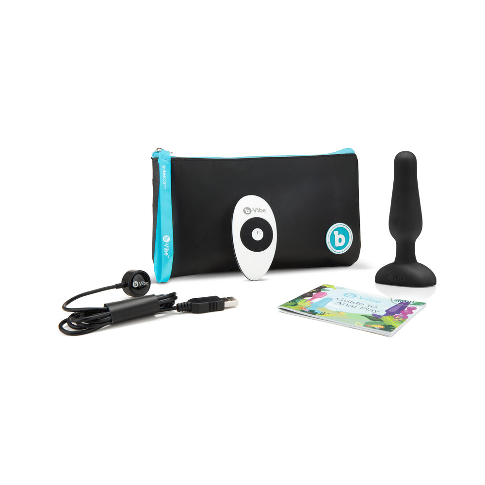 b-Vibe Novice Rechargeable Remote-Controlled Vibrating Silicone Anal Plug Black