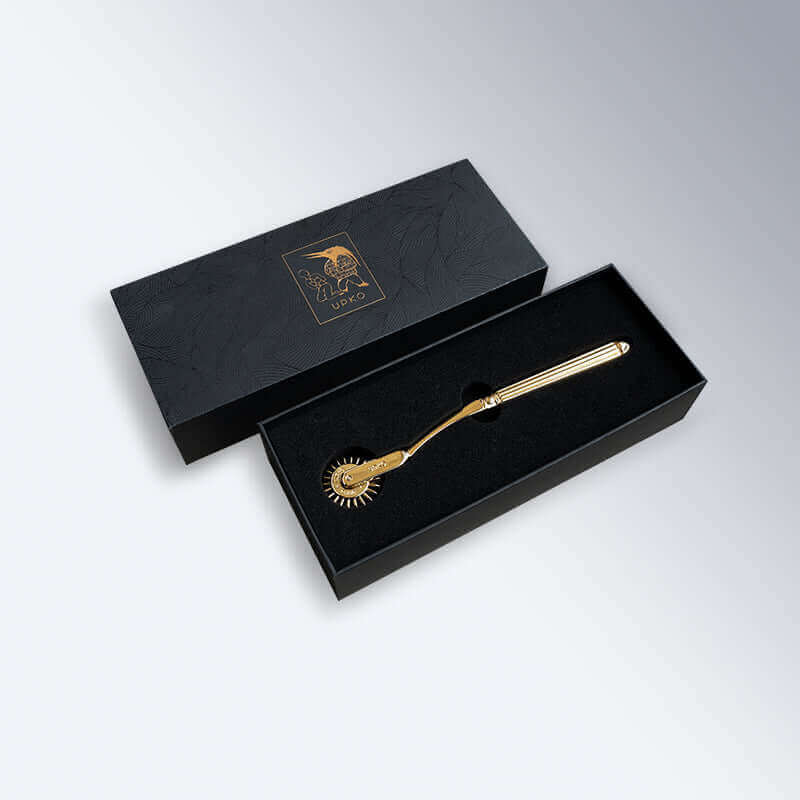 UPKO Spiked Metal Pinwheel