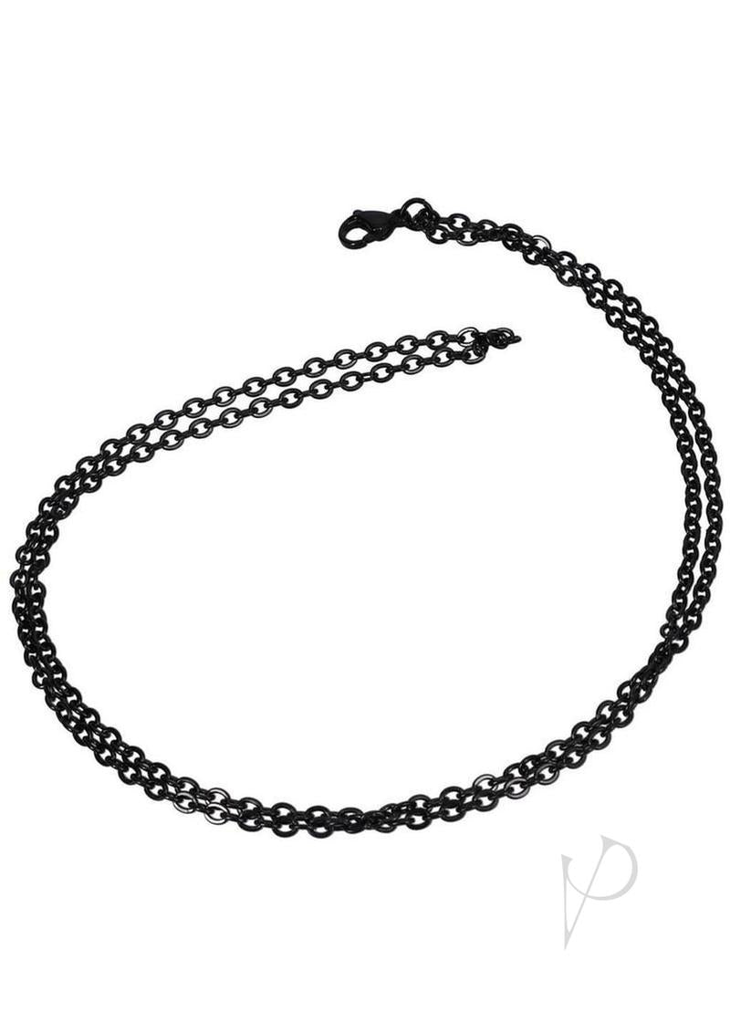Black chain necklace with clasp, stylish and versatile for any outfit.