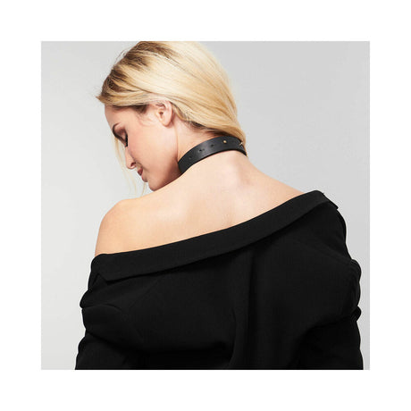 Bijoux Indiscrets Maze Tassel Choker worn elegantly on model, showcasing a stylish back view.