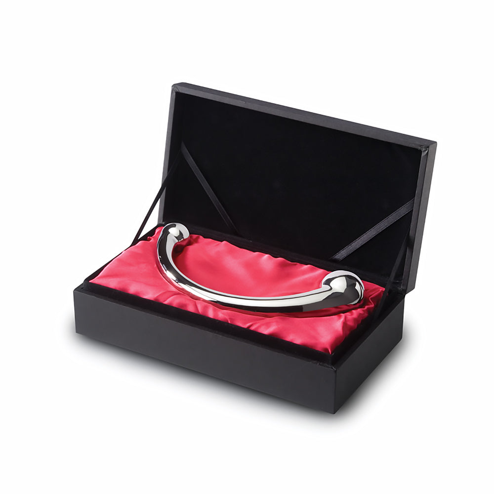 Njoy Pure Wand displayed in an elegant black box with red satin lining.