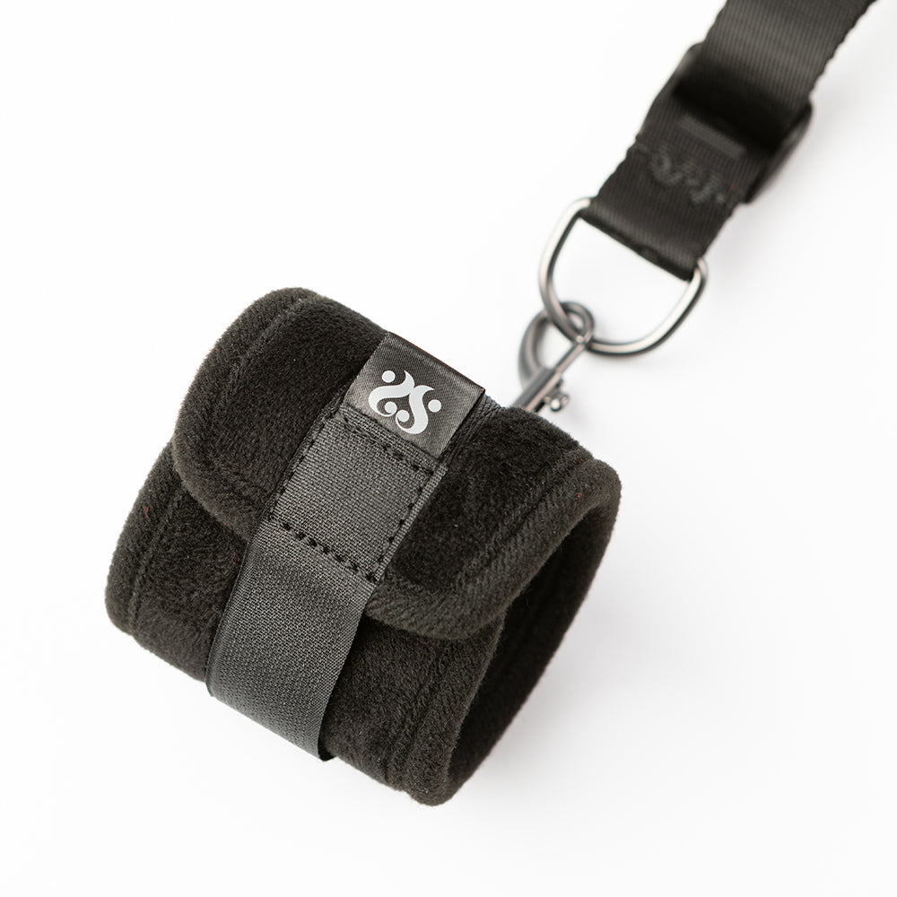 SEI MIO The Bedspreader Under the Mattress Restraint System