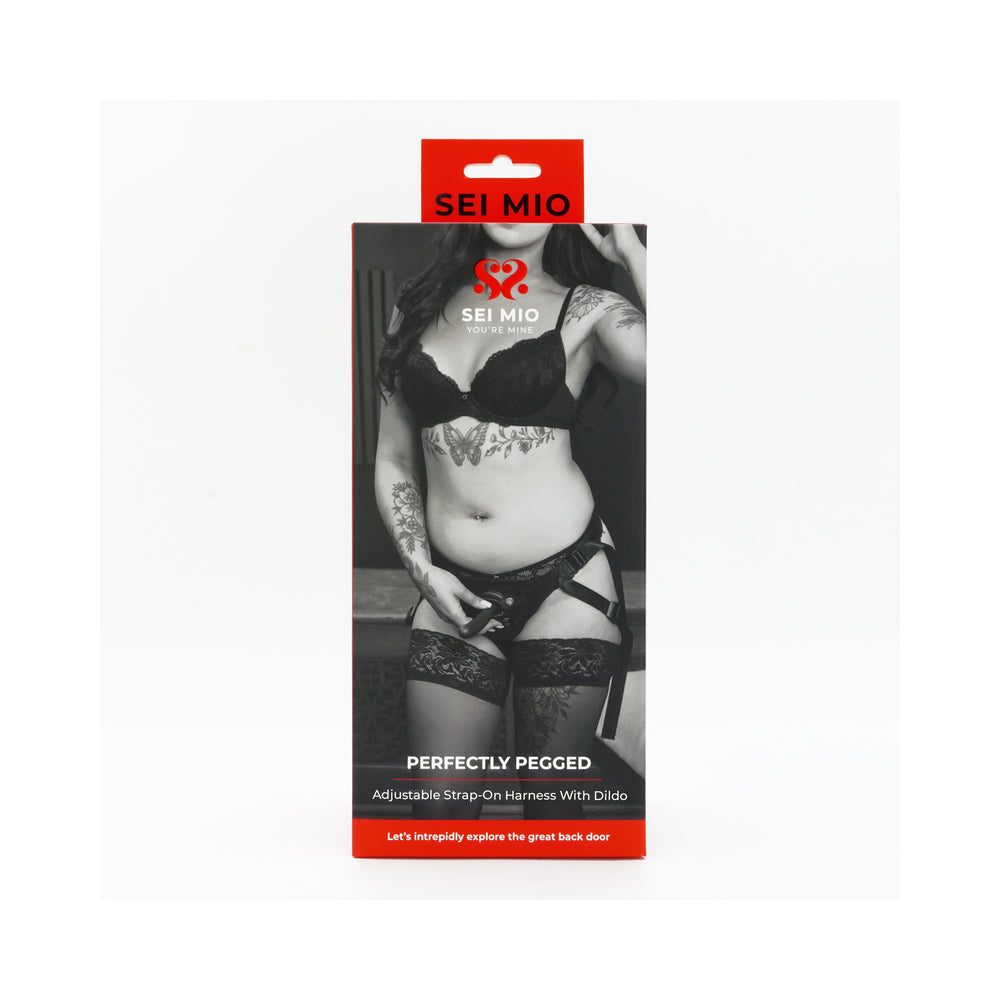 SEI MIO Perfectly Pegged Beginners Strap-On Harness and 5 inches Dildo