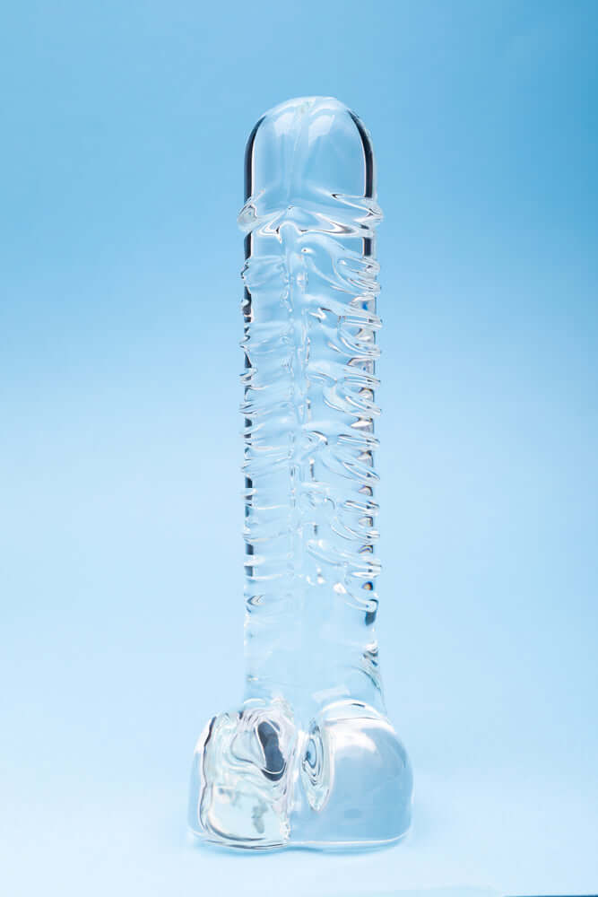 Clarity Seraphic Opus Glass Dildo featuring a sleek design and handblown borosilicate glass in clear finish.