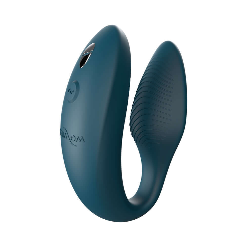We-Vibe Sync 2 Remote Control Couples Vibrator Green Velvet side view showing its ergonomic design and texture.