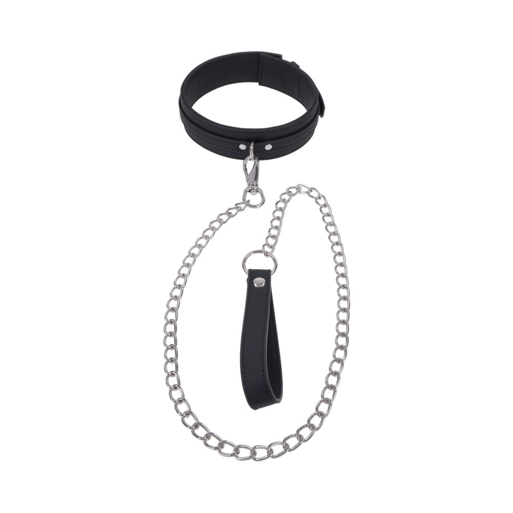 Sportsheets Signature Midnight Muse Collar & Leash featuring a sleek design with silver hardware and detachable chain.