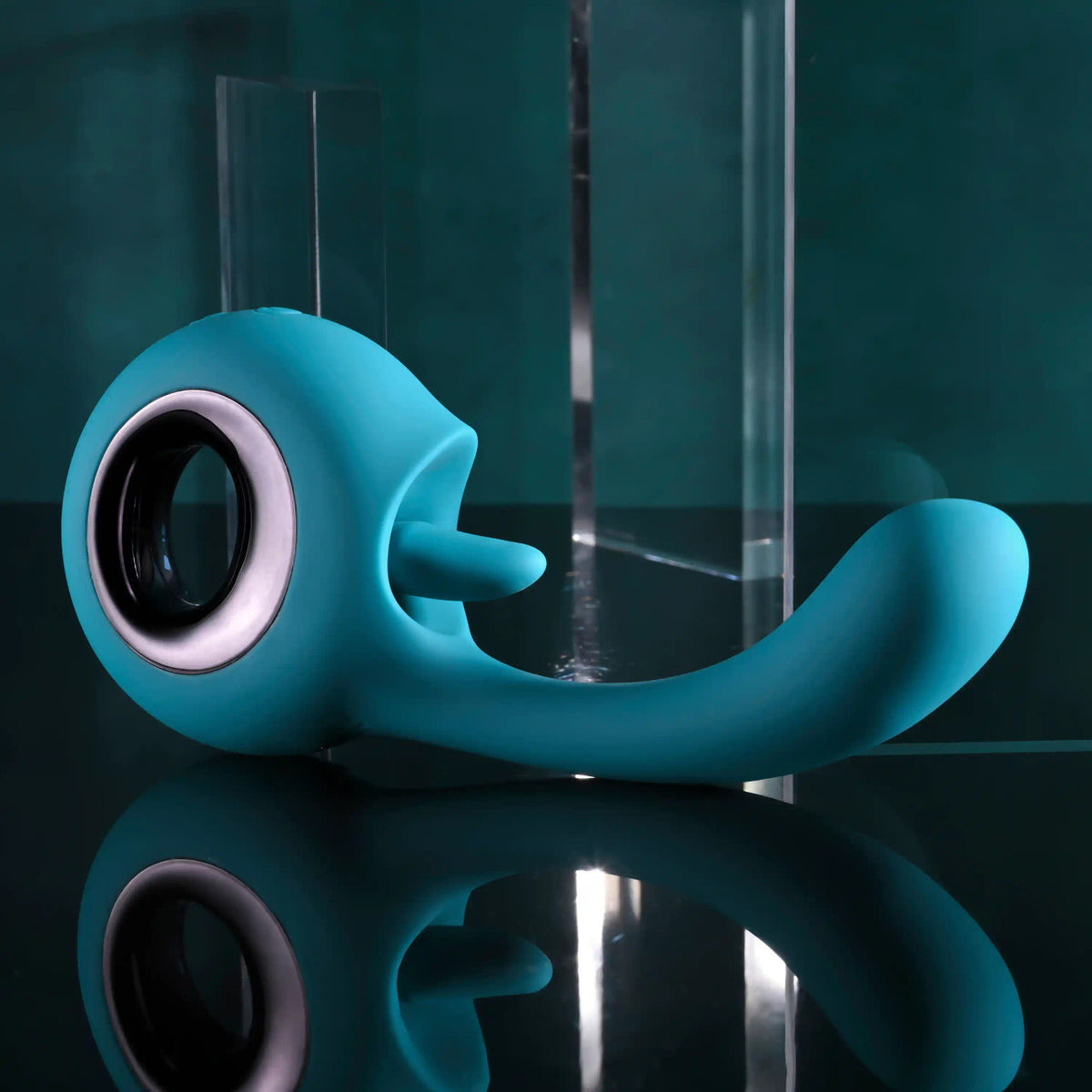 Evolved How Many Licks Silicone Vibrator Blue with dual-action design for full-bodied pleasure and flexible shaft.