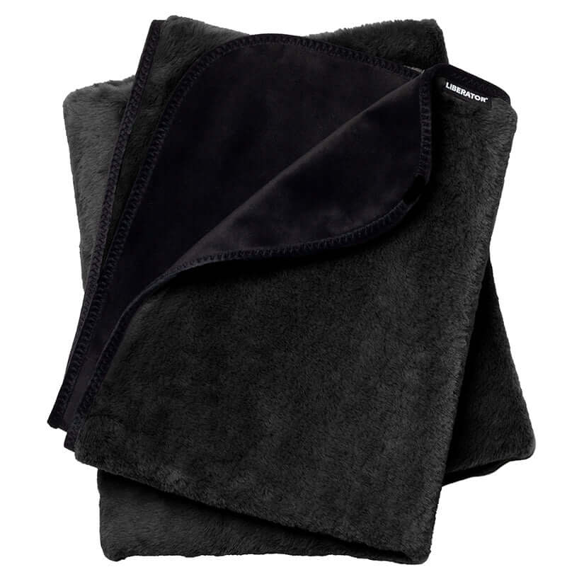 Liberator Fascinator Fur Throw Queen Black showcasing luxurious faux fur with a plush surface and satin backing.