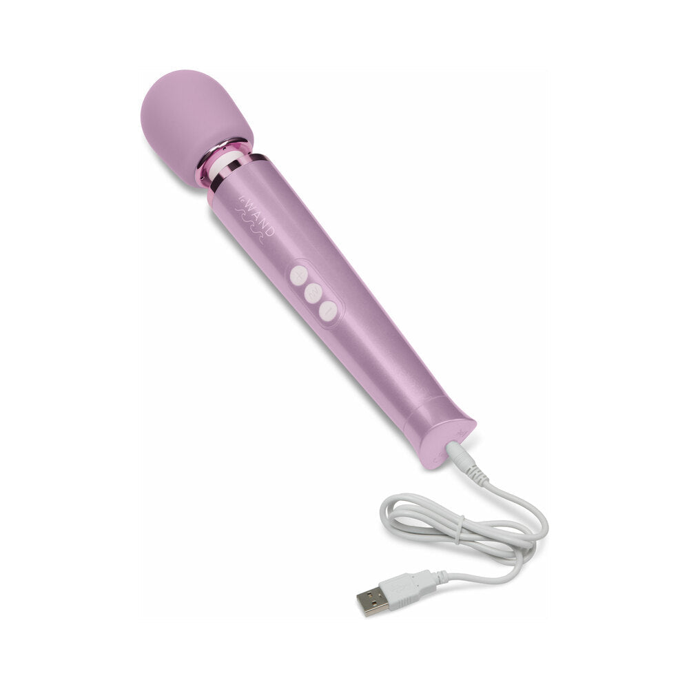 Le Wand Dive Submersible Vibrating Massager Lavender in lavender color with USB charging cable.