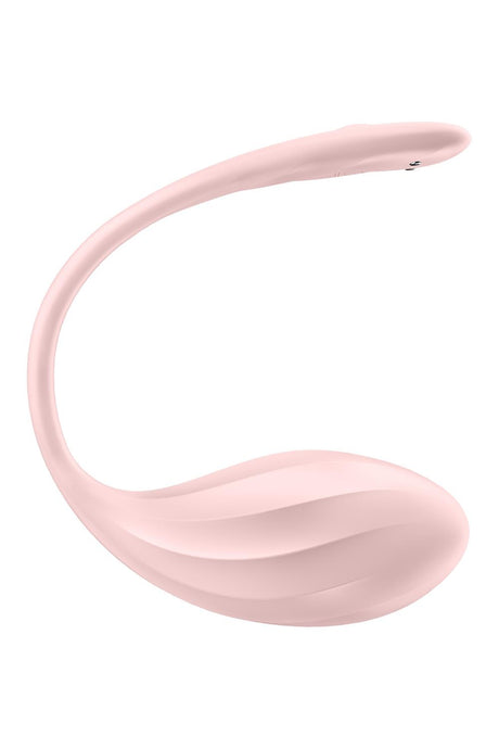 Satisfyer Ribbed Petal Wearable G-Spot Vibrator Rose, ergonomic design for comfortable hands-free G-spot stimulation.