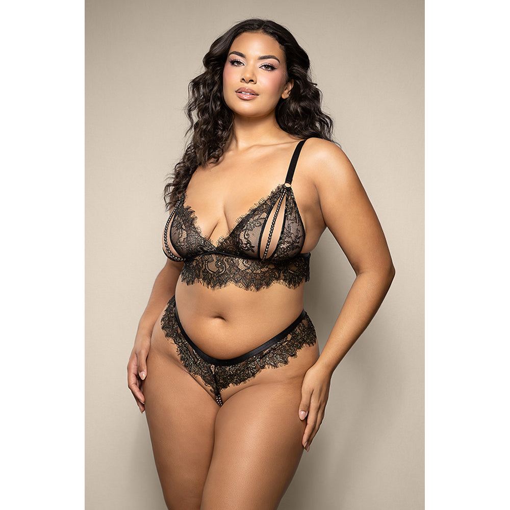 Pearl Bralette & Crotchless Panty Queen Size displayed on a curvy model showcasing a stunning lace design.