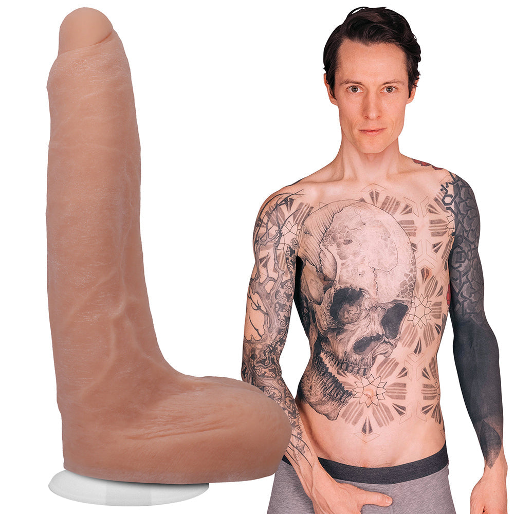 Signature Cocks Owen Gray 9 inches  ULTRASKYN Dildo with Vac-U-Lock Suction Cup