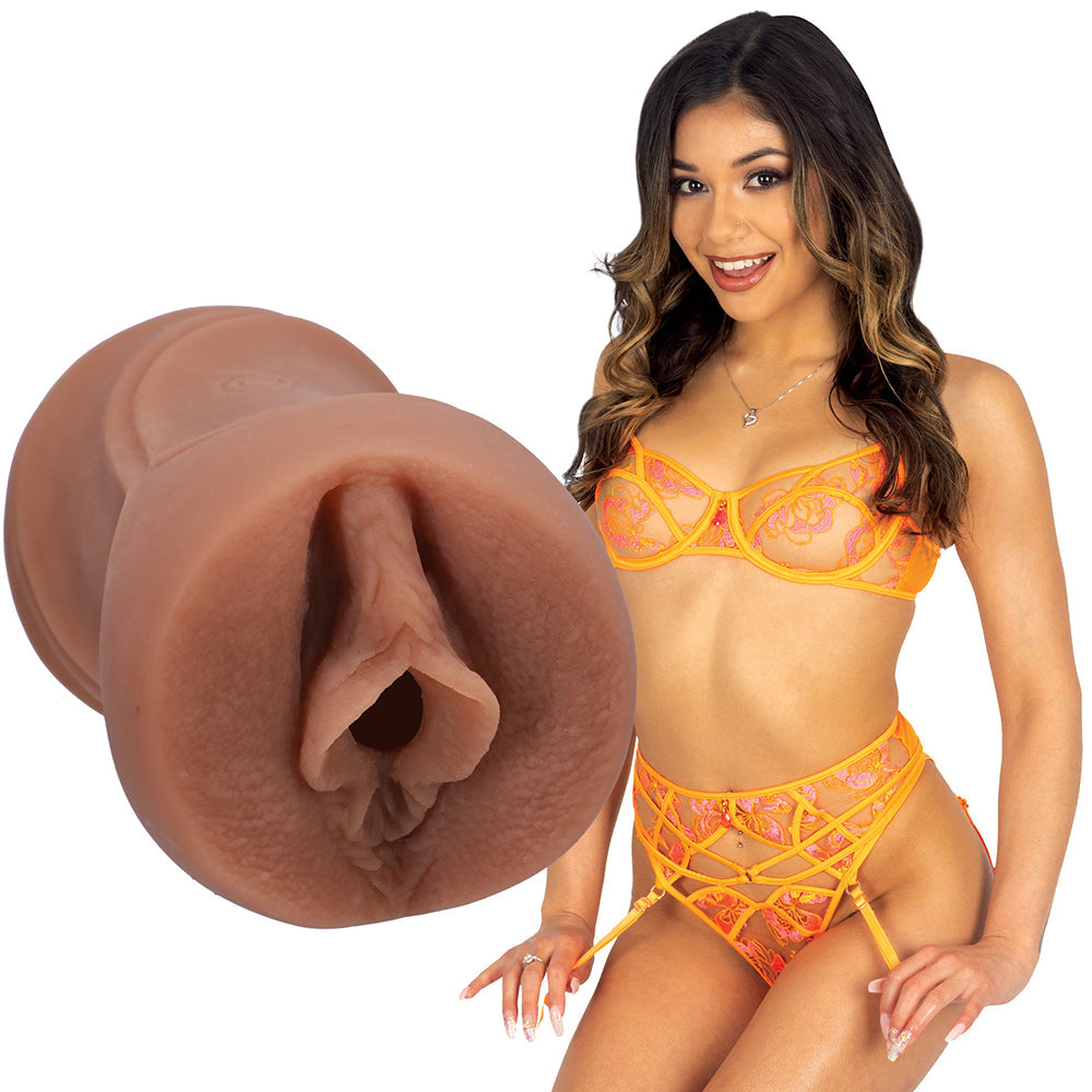 Signature Strokers Xxlayna Marie ULTRASKYN Pocket Pussy Caramel