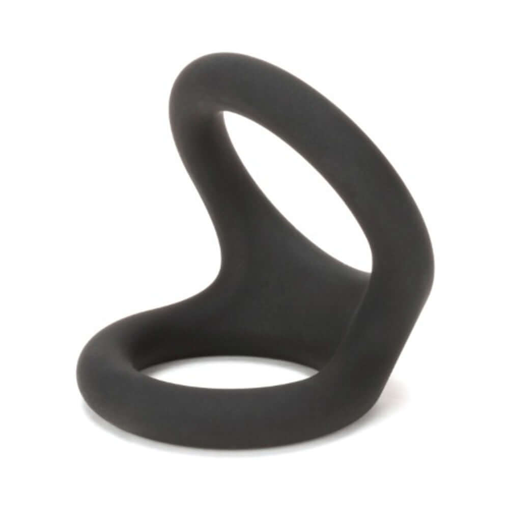 Prowler RED Tri-O Silicone Ring Black features a flexible triple-ring design for enhanced support and stimulation.