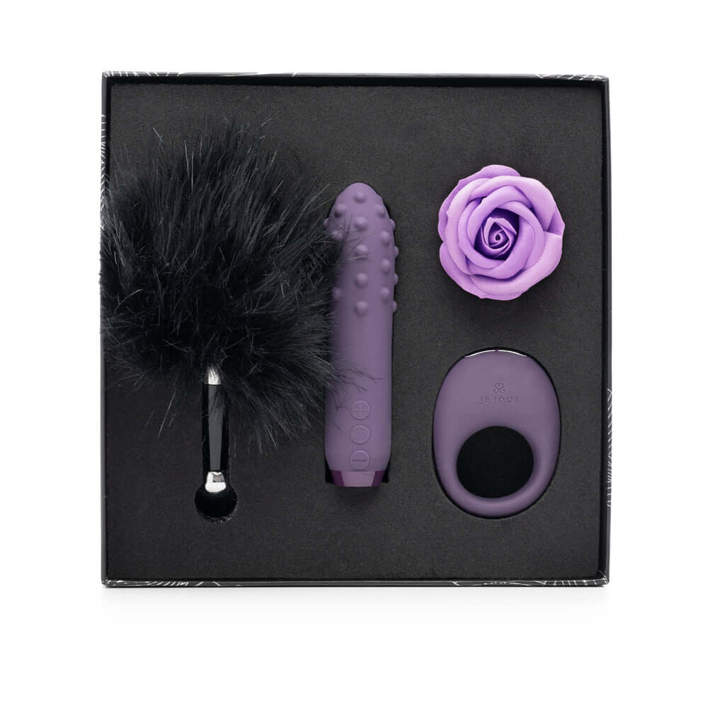 Je Joue Midnight Magic Duet Bullet Vibrator with Mio Ring and accessories in a luxurious gift box.