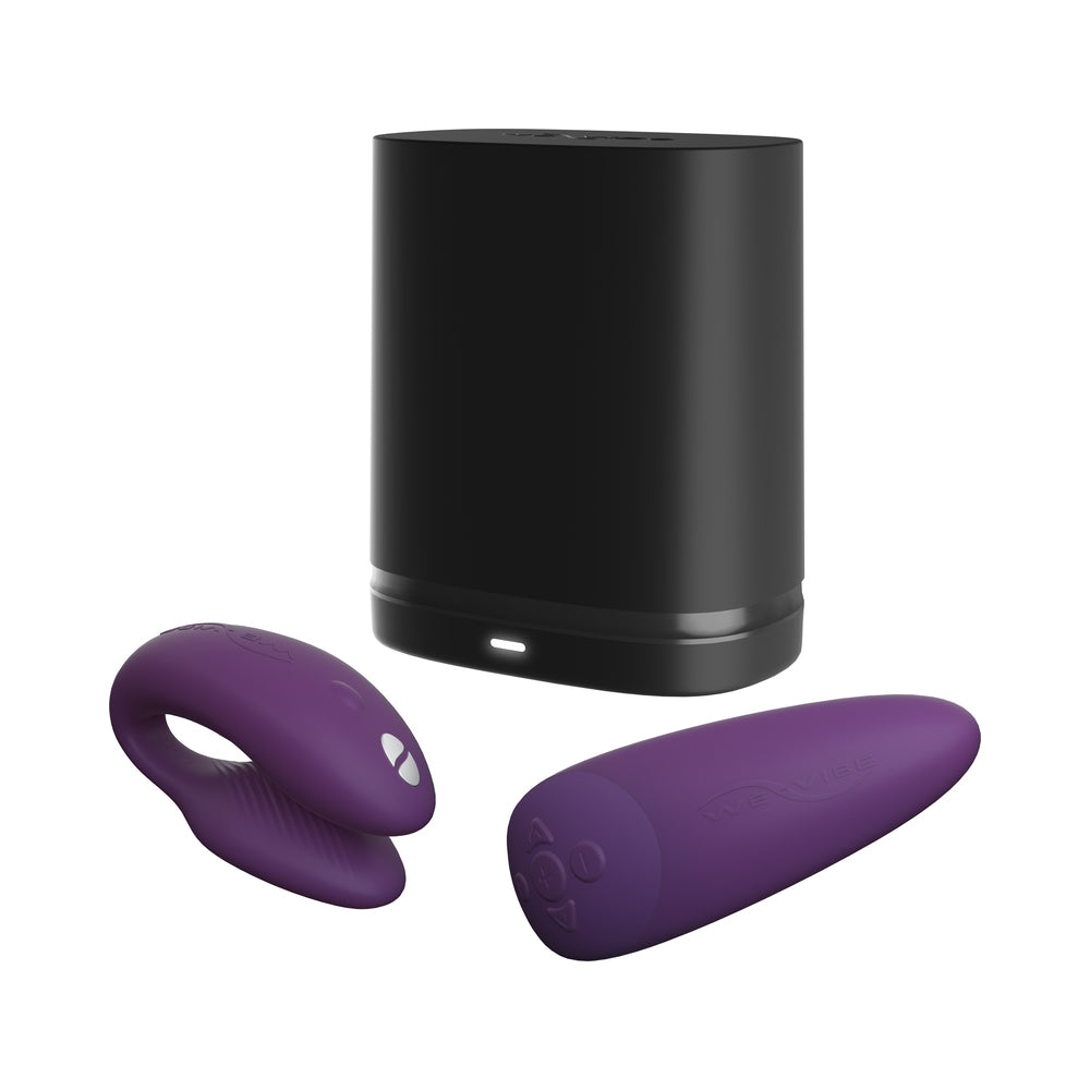 We-Vibe Chorus Couples Vibrator Purple with charger, featuring intuitive design and adjustable fit.