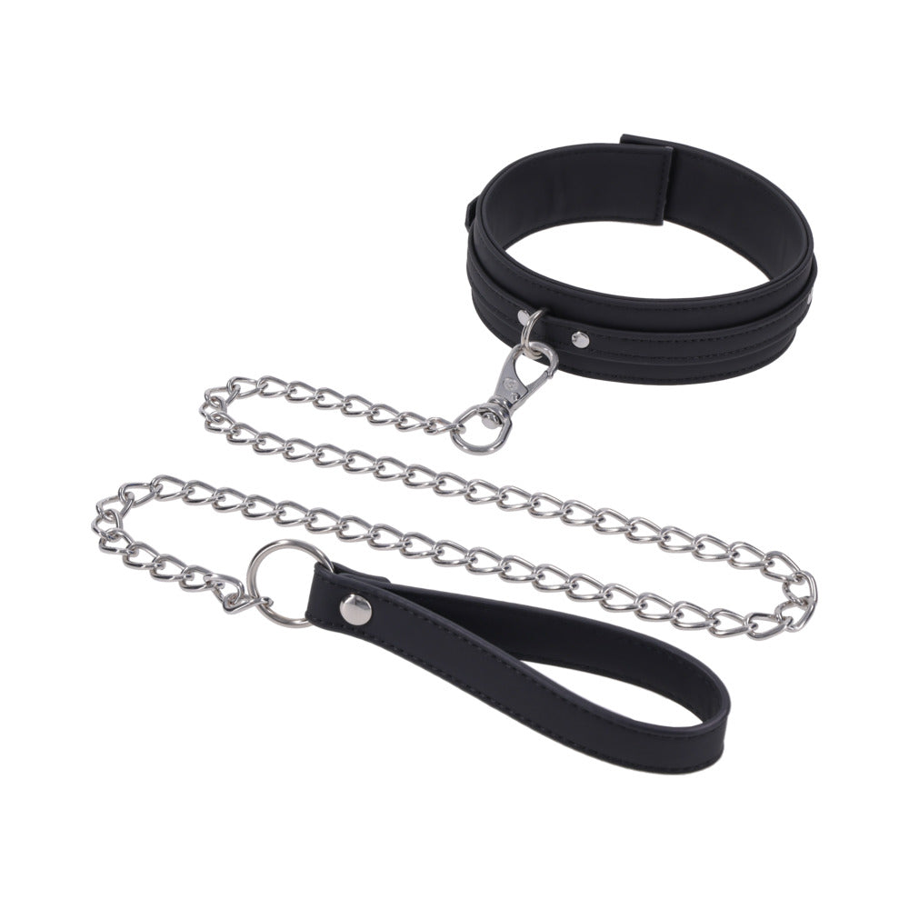 Sportsheets Signature Midnight Muse Collar & Leash with soft silicone collar and detachable chain leash.