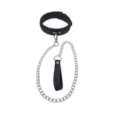 Sportsheets Signature Midnight Muse Collar & Leash featuring a sleek design with silver hardware and detachable chain.